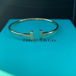 Sold ~ Tiffany & Co T wire Medium
